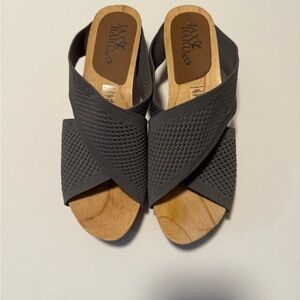 Jax & Bard Gray Women's Sandals Size 40W Libby Hill Solid‎ Wood